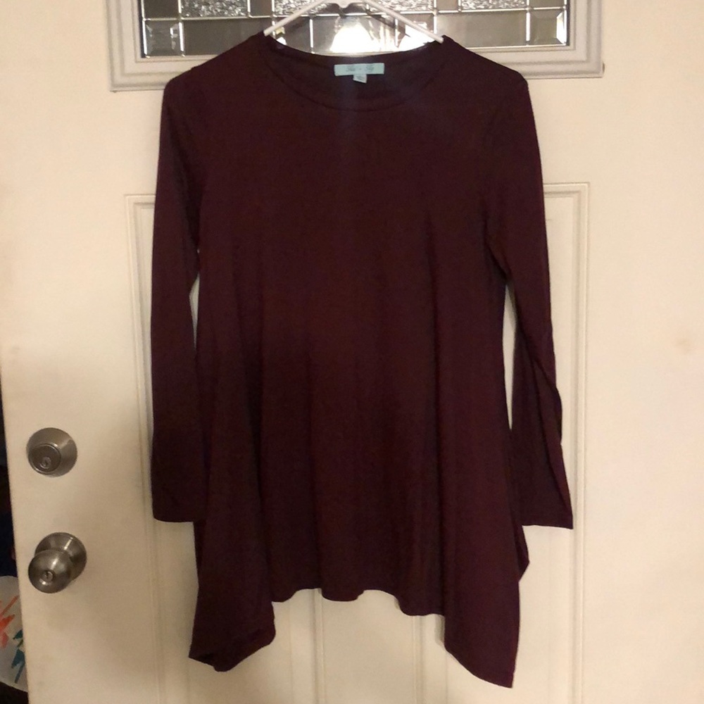 She & Sky Piko Top Maroon